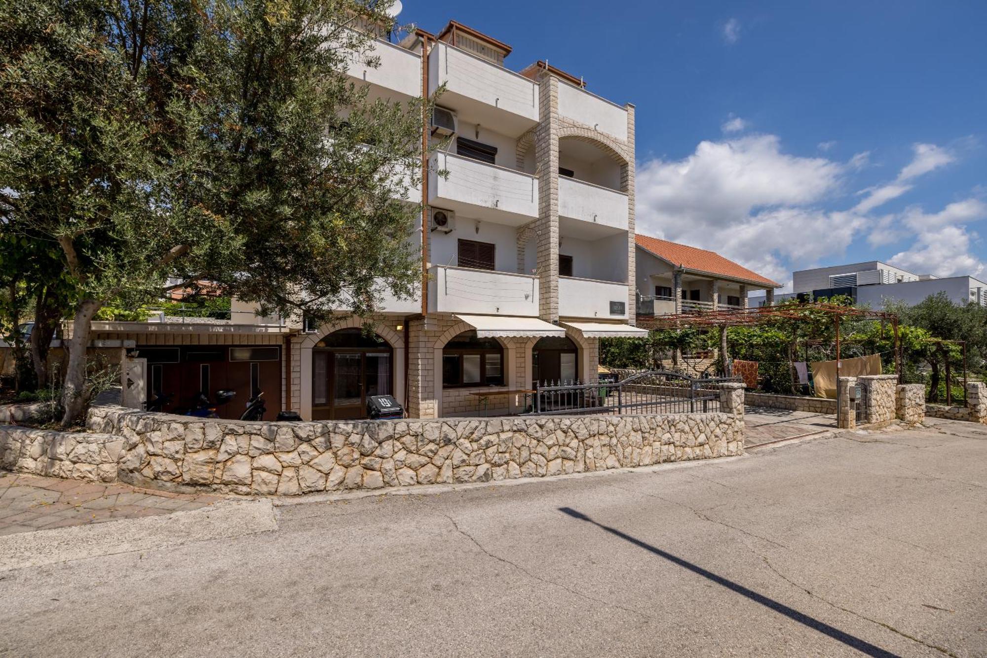 Holiday Home Krishto Trogir Exterior foto